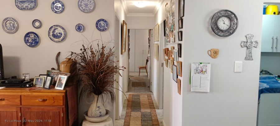3 Bedroom Property for Sale in Heiderand Western Cape